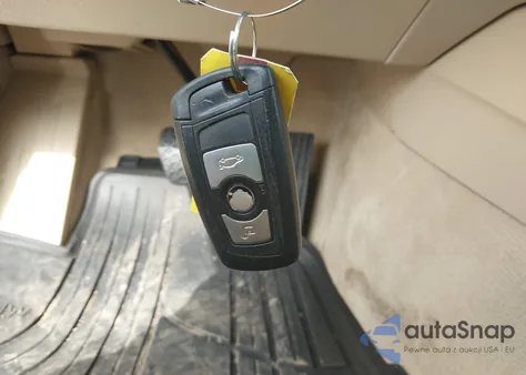 2014 BMW 320I xDrive из США, поврежденный, VIN WBA3C3G53ENS68247